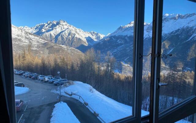 Studio Puy Saint Vincent 1600 aux pieds des pistes