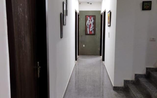 OYO 82695 Hotel Bliss
