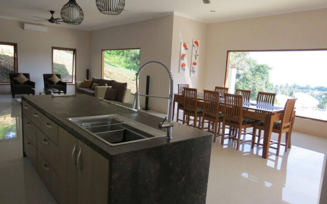 Rumah Bali Santai