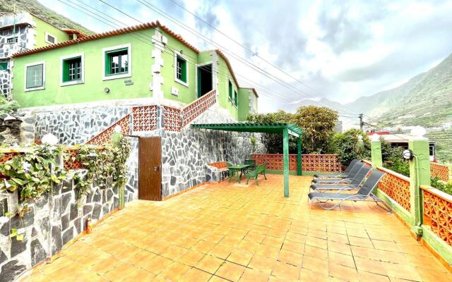 Casa Rural 2 Dormitorios Cerca de Playa Hermigua