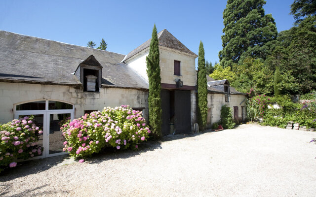 Logis Hôtel les Hauts de St Maure