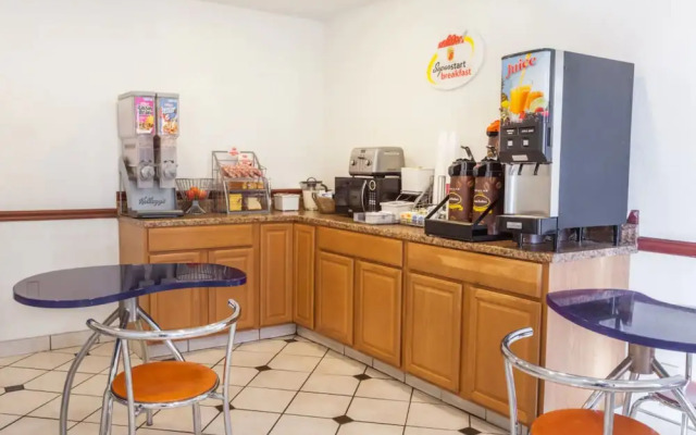 Super 8 By Wyndham Winchester Va