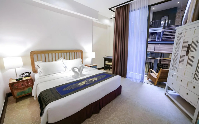 1825 Gallery Hotel
