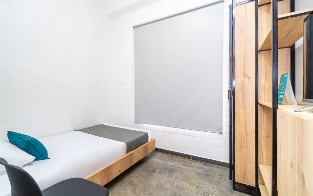 Hotel Living Box