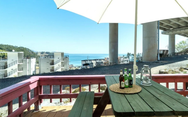 Geoje Amor Family Pension