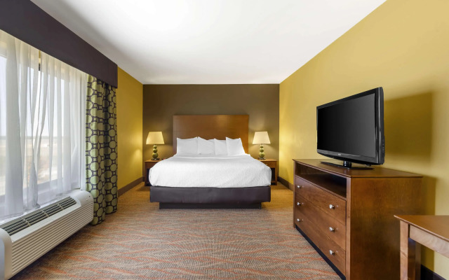 Best Western Plus Tupelo Inn & Suites