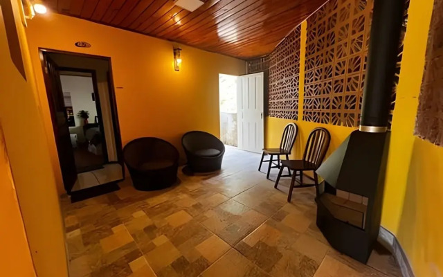 Casinha Amarela
