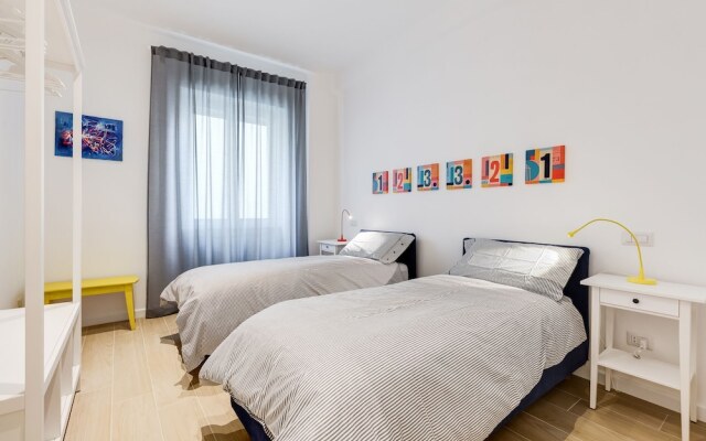 Lovely  3 rooms apartment close Trastevere Station