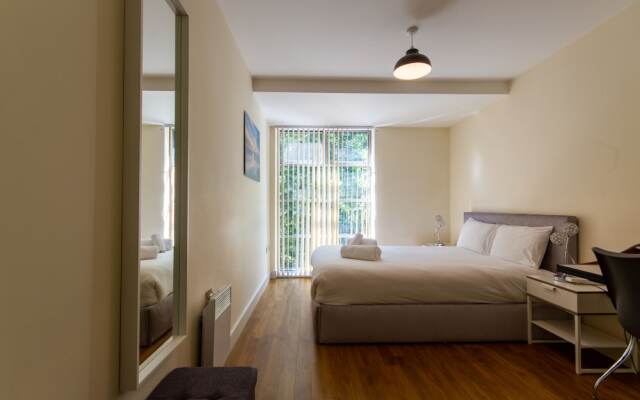 TP Apartments - St Paul's
