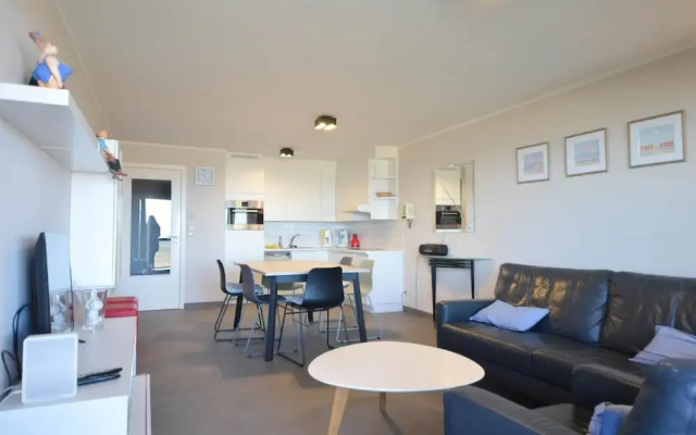 Apartment With 2 Rooms in Oostduinkerke