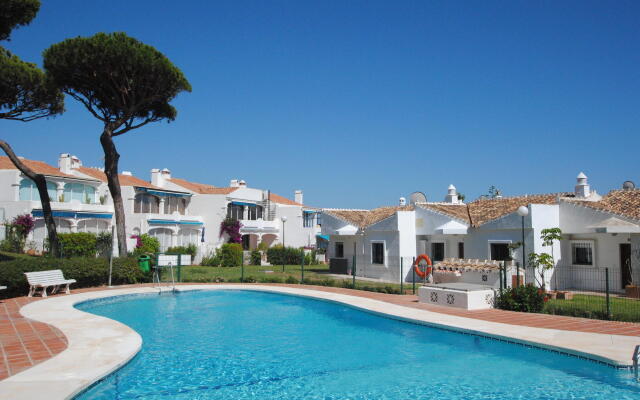 Cosy and bright frontline beach bungalow - Villa Pino - Mijas Costa - CS105