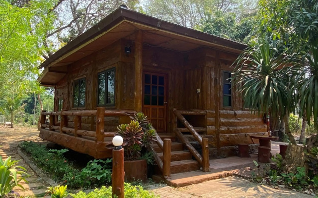 Saiyok River House
