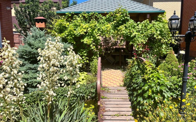 Guest House na Nikolaevskoy 25