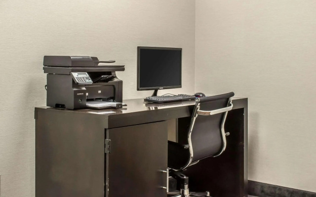 Sleep Inn & Suites of Lancaster County
