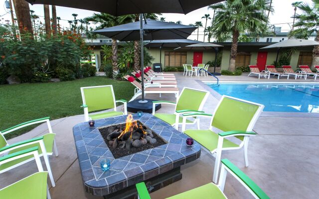 Desert Riviera Hotel