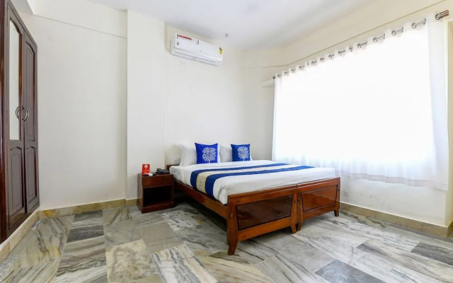 OYO 11328 Hotel Chandrika Residency