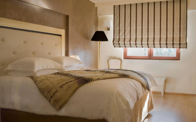 Valis Resort