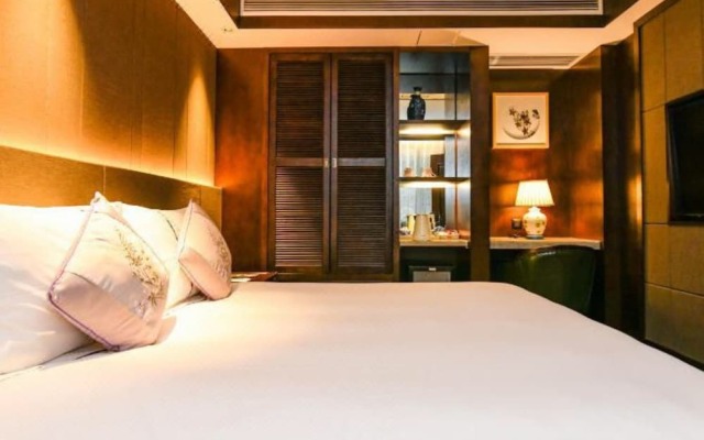 Atour Hotel
