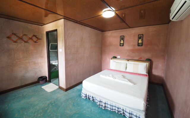 Ton Hom Resort by OYO Rooms