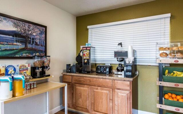 Rodeway Inn Downtown Hanford