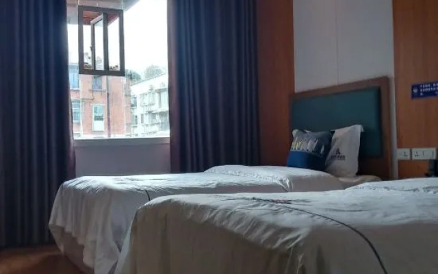 Kerry Wanji Hotel (International Trade Shopping Center)