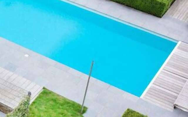 Le Castel Hotel