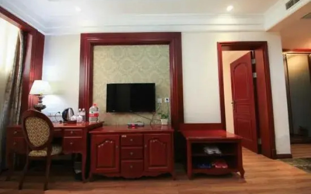 Yinan Hotel (Zhisheng Hot Spring Resort No.2 Building)