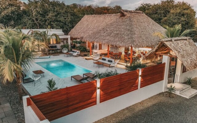 El Pez Surf Hotel