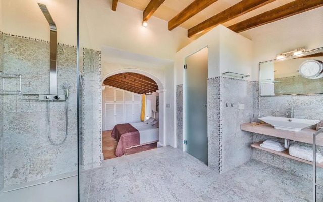 Cami de Can Alordes Holiday house