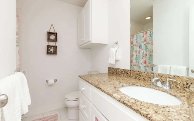 Resort Pool & Pet Friendly Sleeps 9