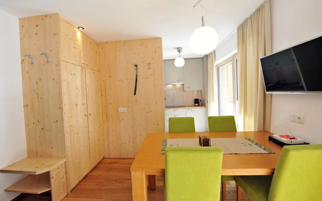 Apartments Cesa Leni