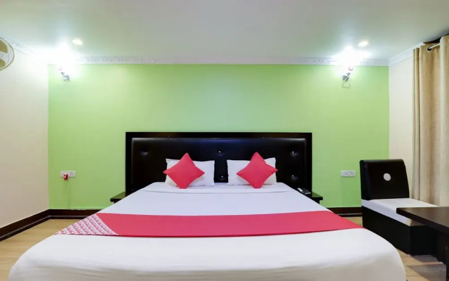 OYO 603 Hotel Opera
