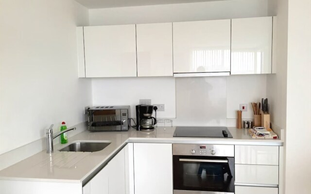 Brand new Studio in Camberwell 1B