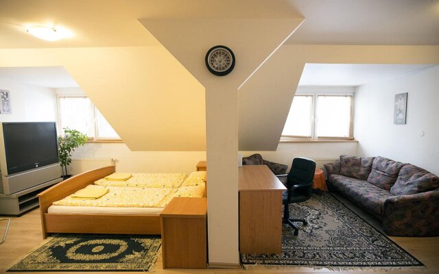 Penzion Na Cymbálku