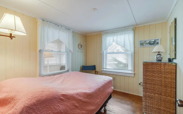 Laurel Street Garage APT 210