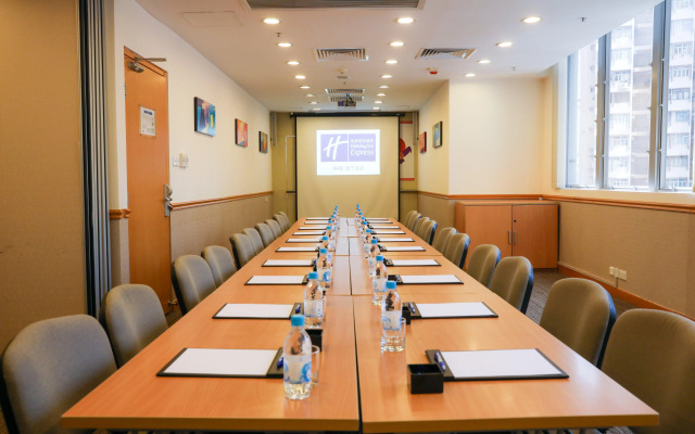 Holiday Inn Express Causeway Bay Hong Kong by IHG