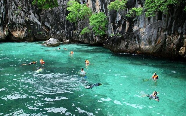 Lanta Mattia Bungalows and Resort