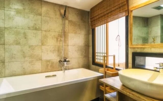 Dengfeng Qingjing Courtyard Hotel