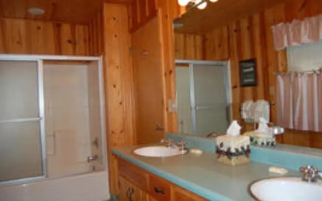 RedAwning Cabin #93R Deer Meadow