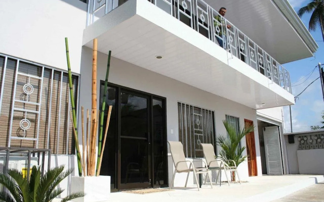 Tuanis Aparthotel