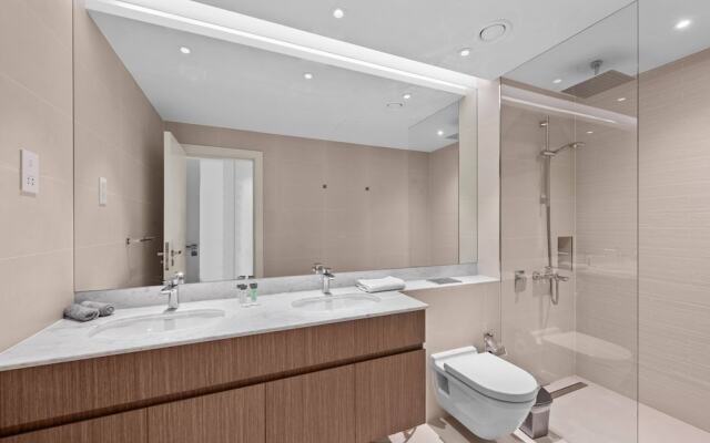 La Mer La Cote Bldg 2bdrms and Pool