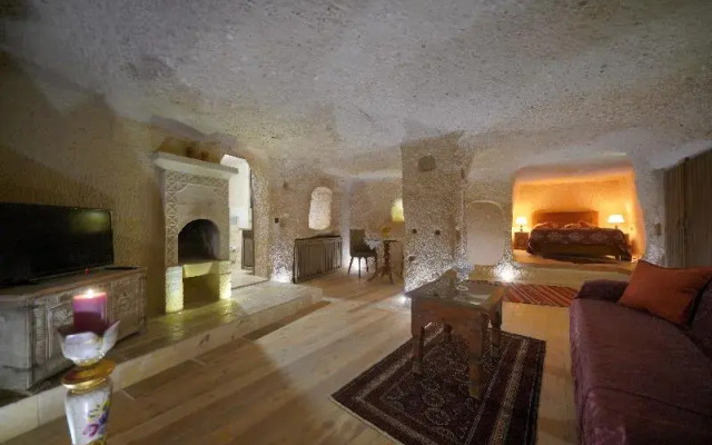 Takaev Cave Hotel