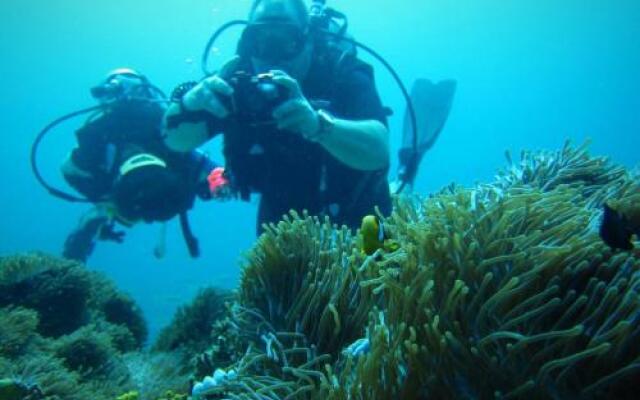 Sundive Lodge Maldives