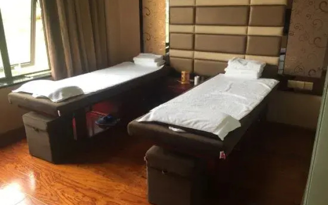 Himalayas Hotspring Hotel