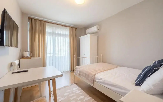 Cloud 9 Rooms