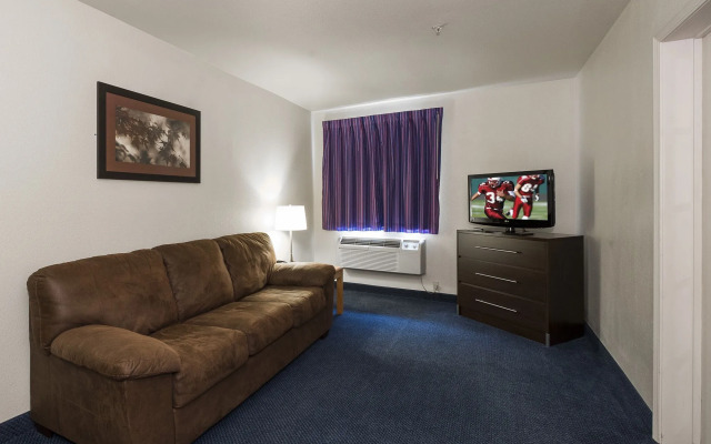 Spark by Hilton St. Robert Fort Leonard Wood