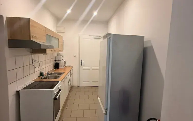 Smart 2BR Apt 10 Min from Westbahnhof