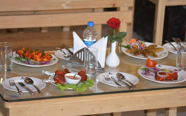 Arna Hotel