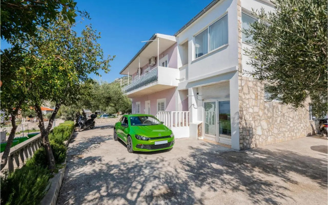 Two-Bedroom Apartment with Sea View in Makarska