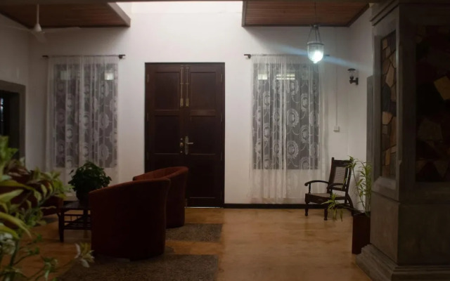 Galle Large Serviced Villa Near Beaches & Fort